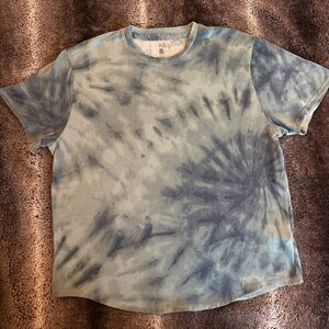 Gilly Hicks Tie-Dye Tee in Blue and Green